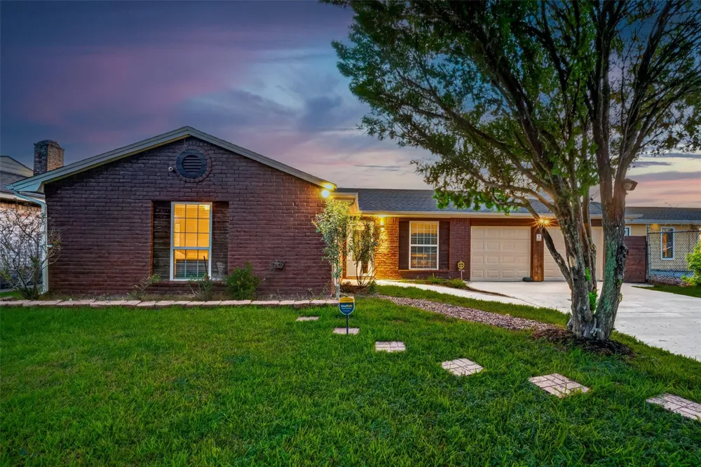 6114 S Greenpark Drive Houston, TX 77072
