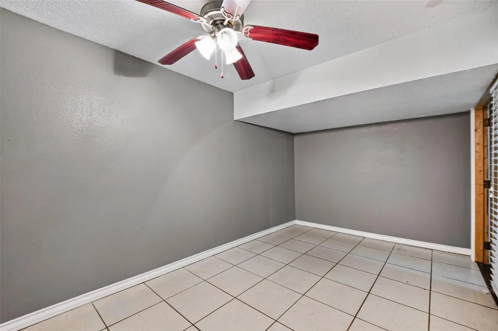 6114 S Greenpark Drive Houston, TX 77072