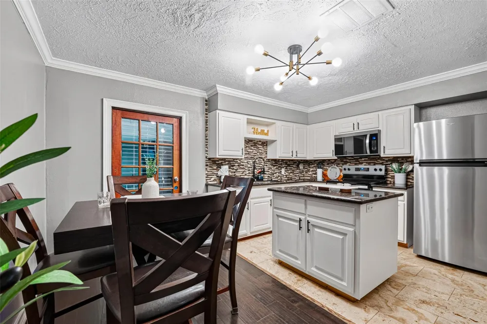 6114 S Greenpark Drive Houston, TX 77072