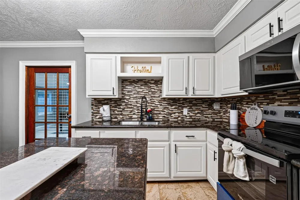 6114 S Greenpark Drive Houston, TX 77072