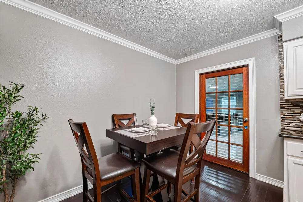 6114 S Greenpark Drive Houston, TX 77072