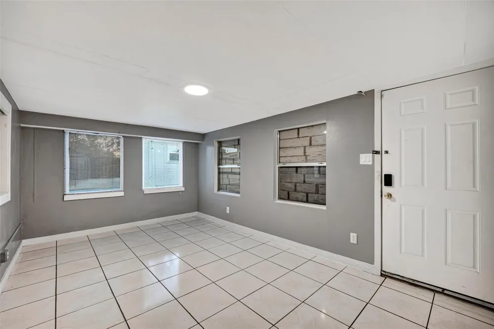 6114 S Greenpark Drive Houston, TX 77072