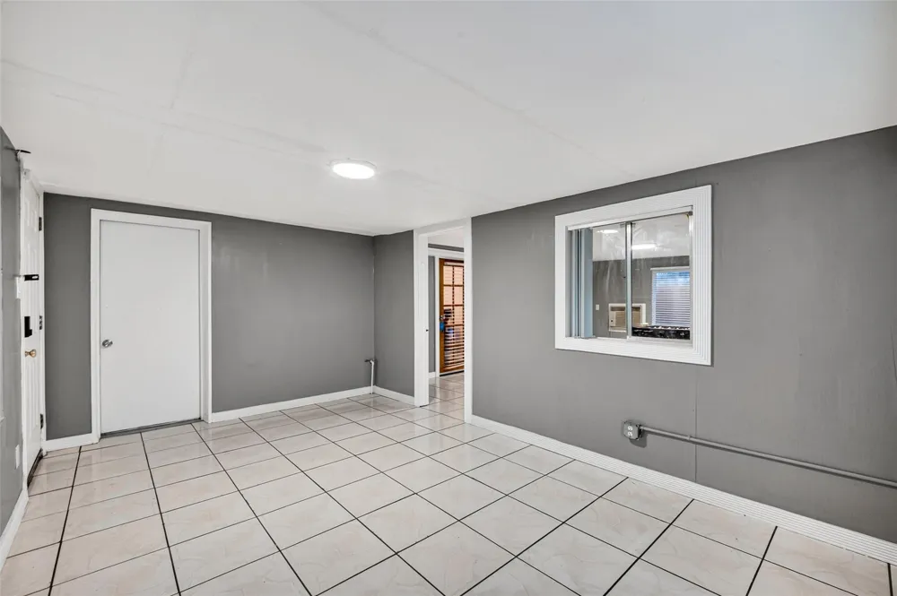 6114 S Greenpark Drive Houston, TX 77072