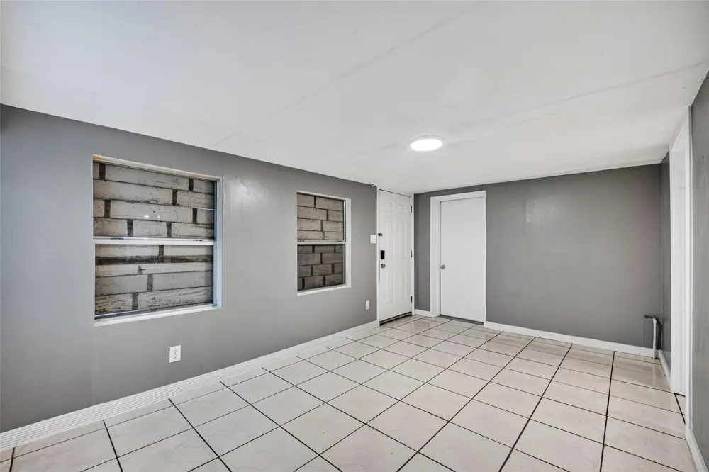 6114 S Greenpark Drive Houston, TX 77072