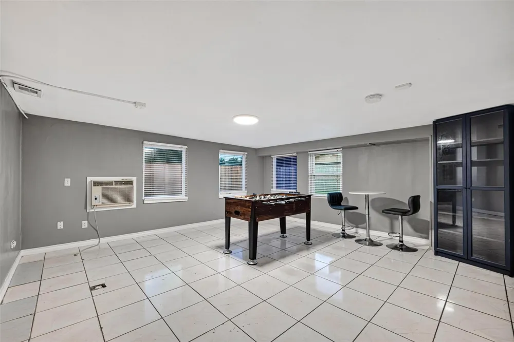 6114 S Greenpark Drive Houston, TX 77072