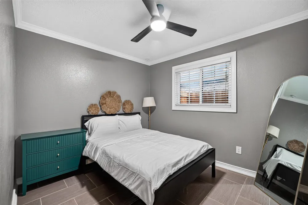6114 S Greenpark Drive Houston, TX 77072