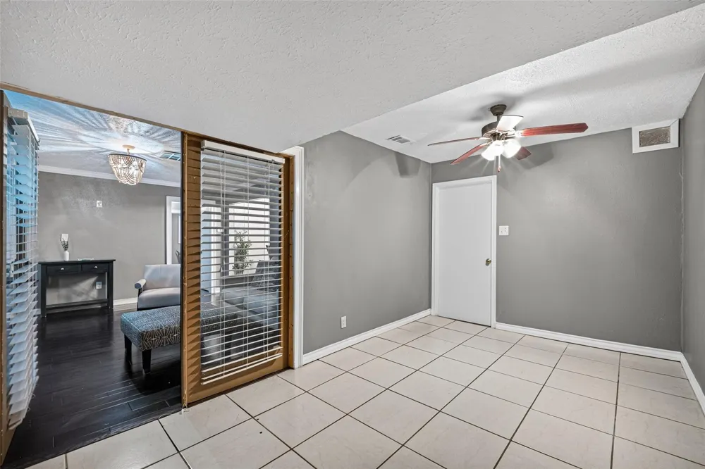 6114 S Greenpark Drive Houston, TX 77072