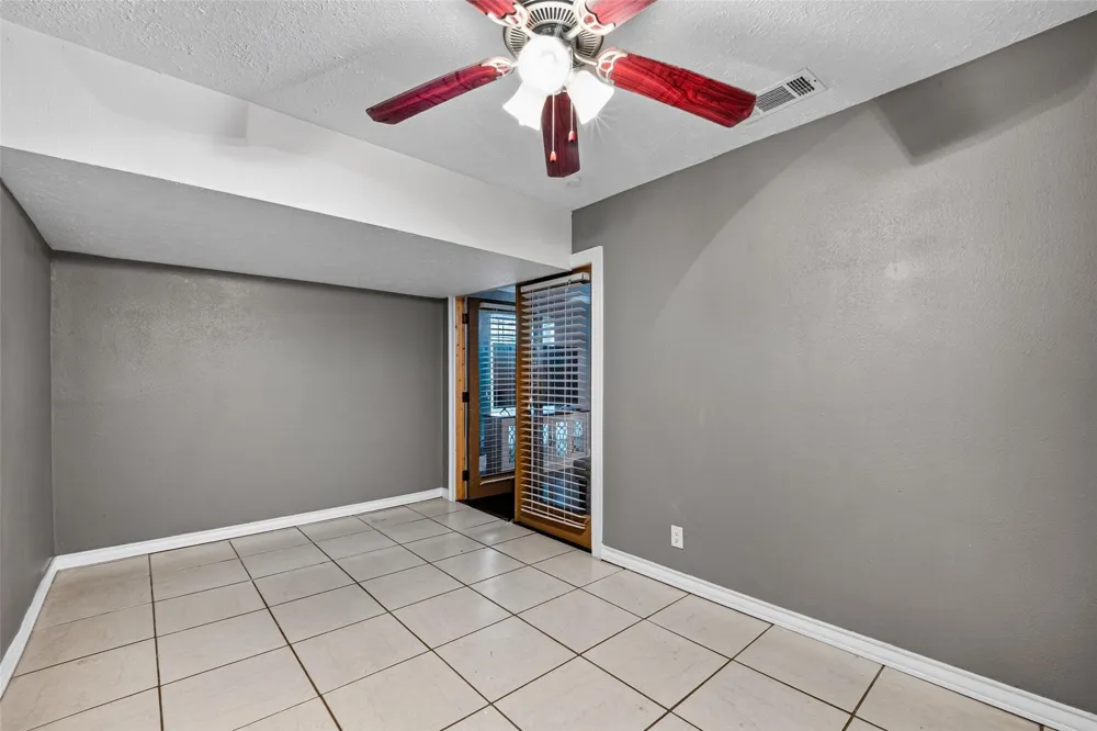 6114 S Greenpark Drive Houston, TX 77072
