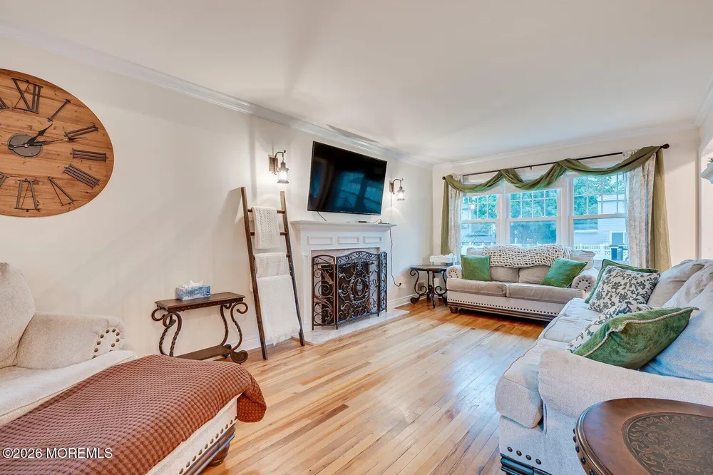 4 Bucknell Drive Hazlet, NJ 07730