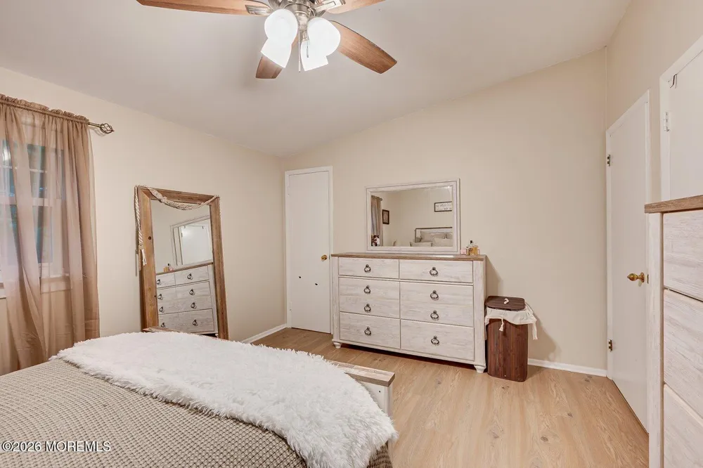 4 Bucknell Drive Hazlet, NJ 07730