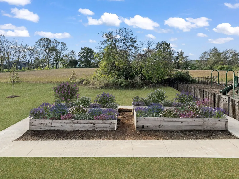 2595 Peaceful Valley Dr Columbia, TN 38401