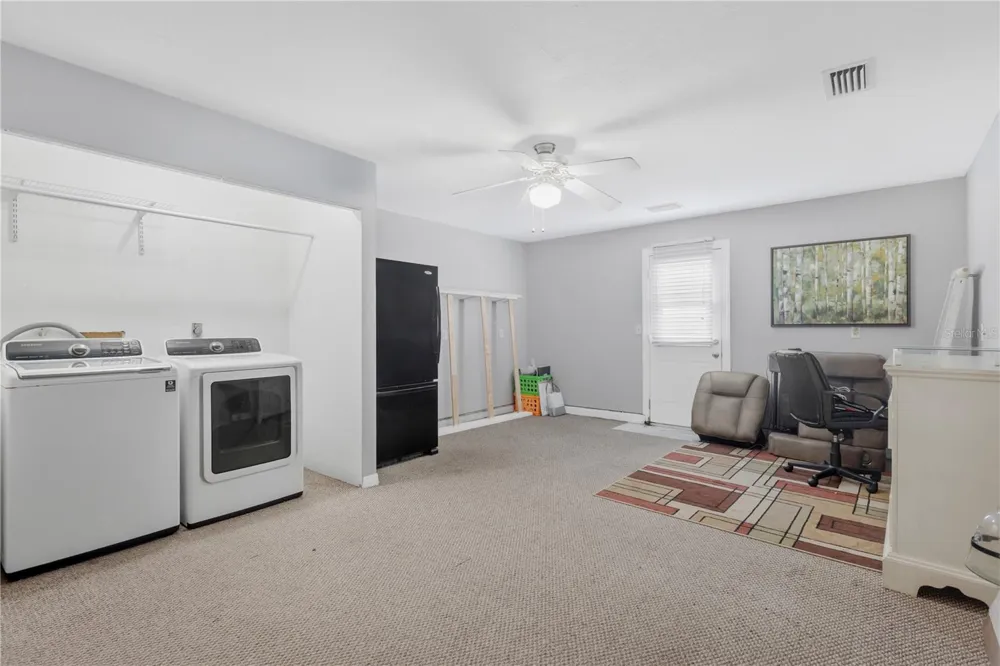 819 JACARANDA DRIVE Oldsmar, FL 34677