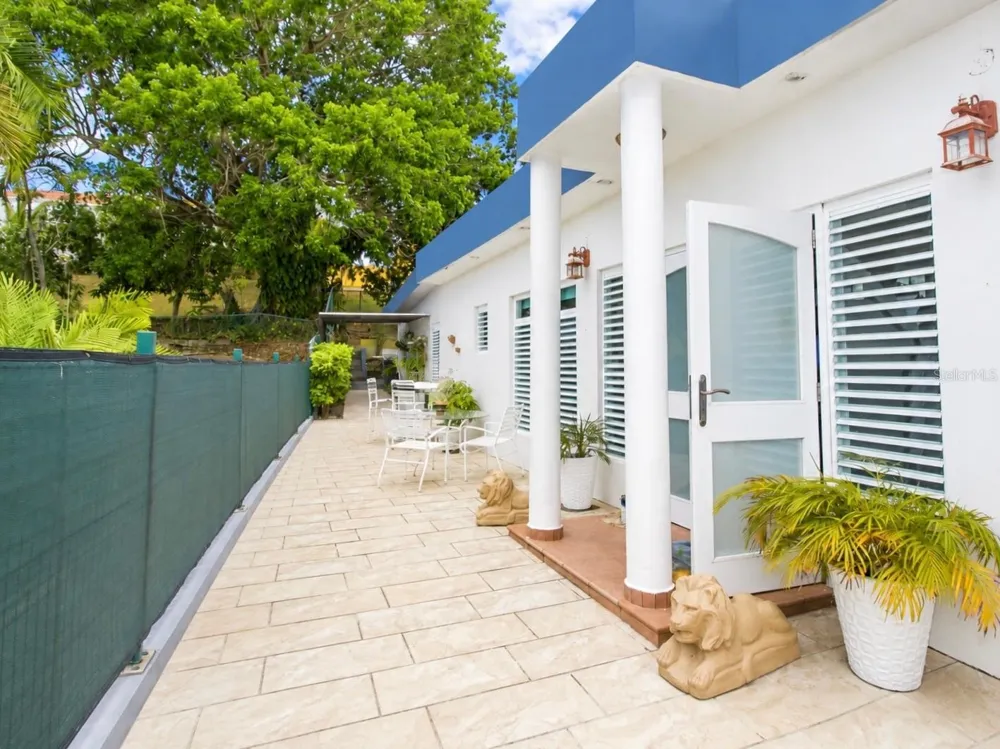 Calle 1 QUINTAS DE CANDELERO #C26 Humacao, PR 00791