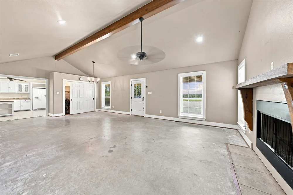 8418 County Road 3613 Murchison, TX 75778