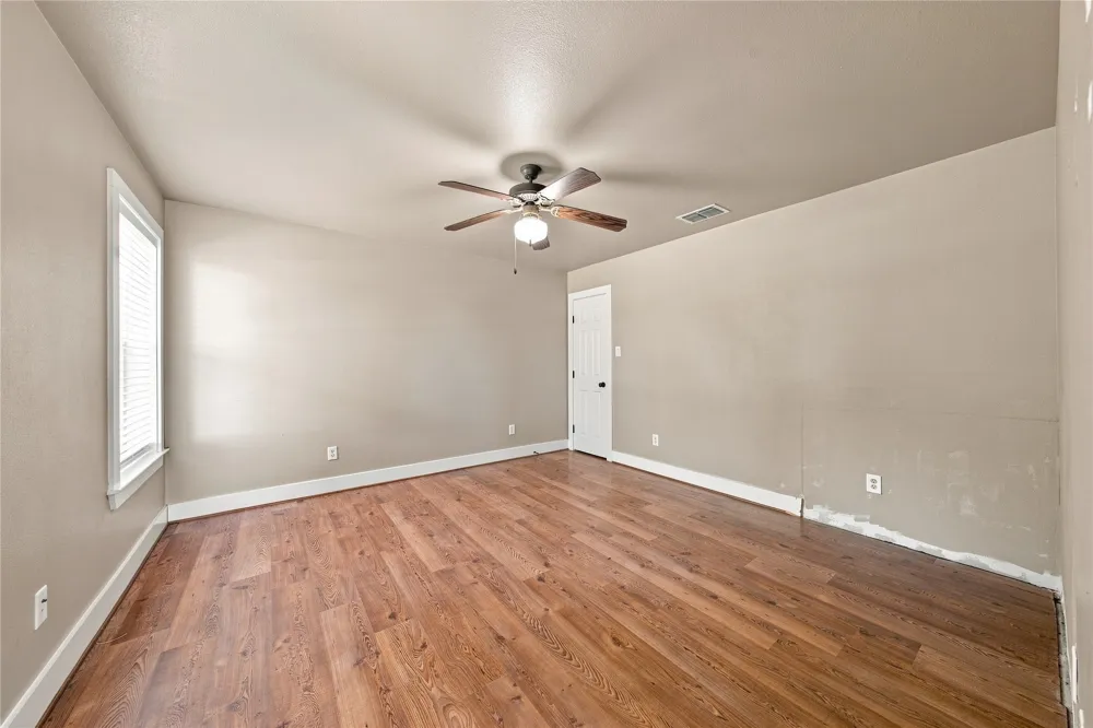 8418 County Road 3613 Murchison, TX 75778