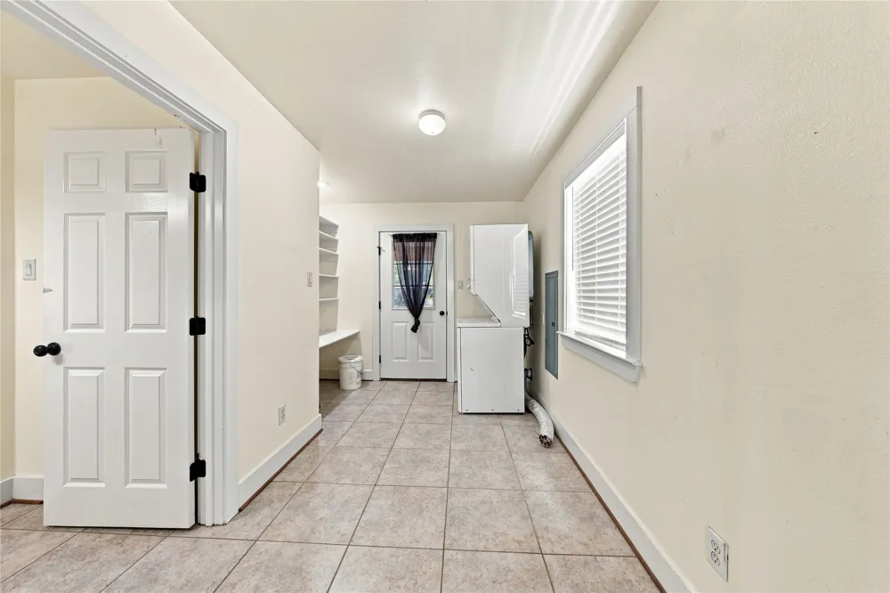8418 County Road 3613 Murchison, TX 75778