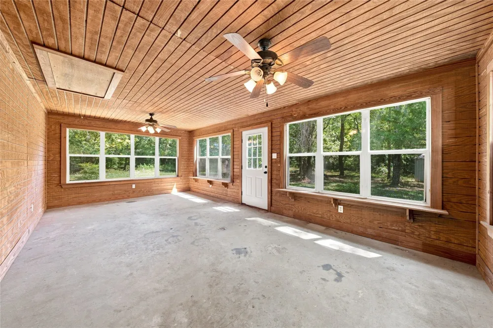 8418 County Road 3613 Murchison, TX 75778
