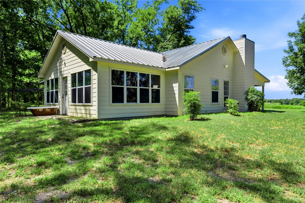 8418 County Road 3613 Murchison, TX 75778