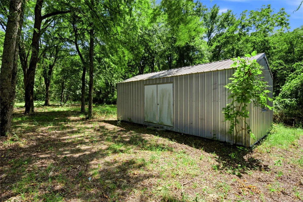8418 County Road 3613 Murchison, TX 75778