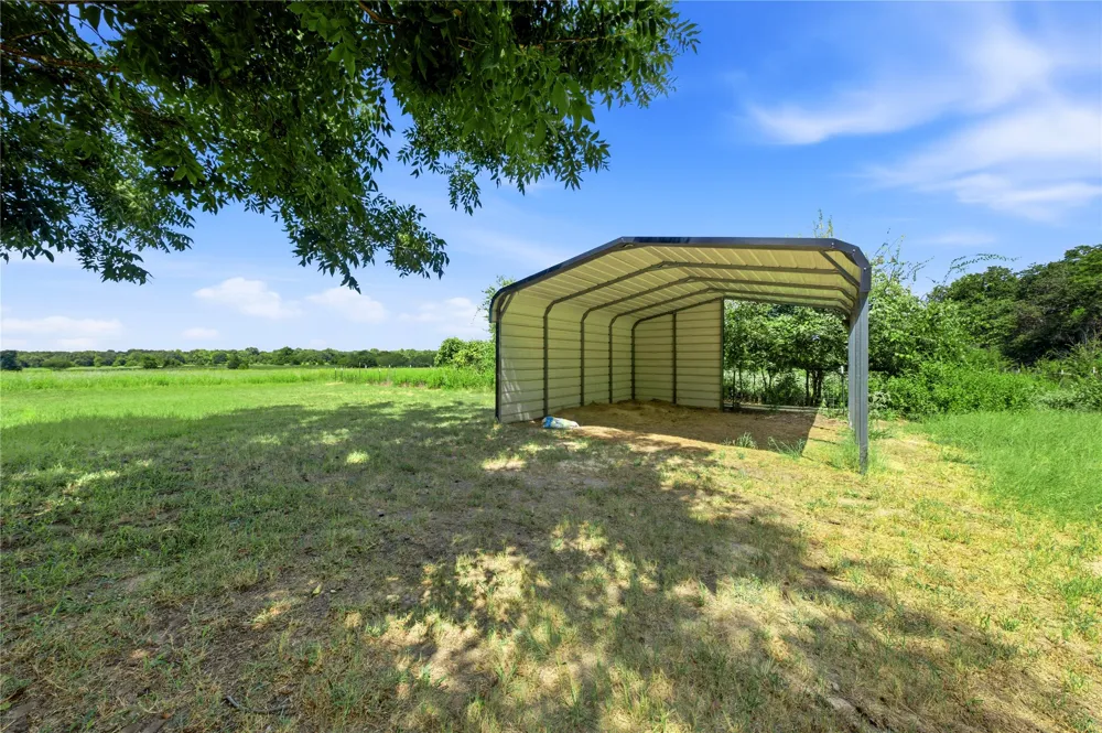 8418 County Road 3613 Murchison, TX 75778