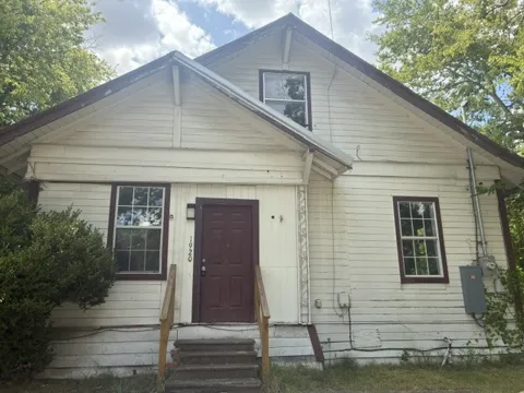 1920 Johnson Street