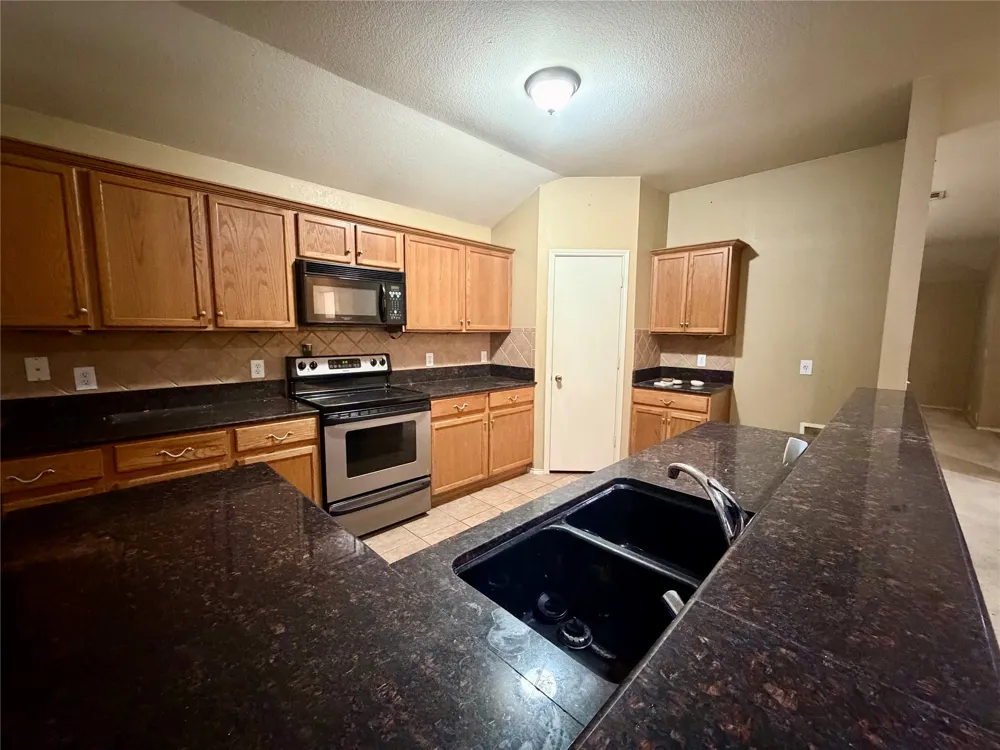 4005 Shiraz Drive Argyle, TX 76226