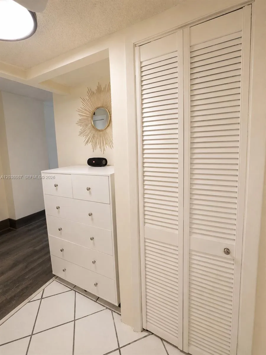 2780 NE 183rd St #810 Aventura, FL 33160
