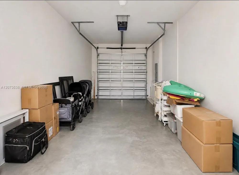 5930 NW 104th Path Doral, FL 33178