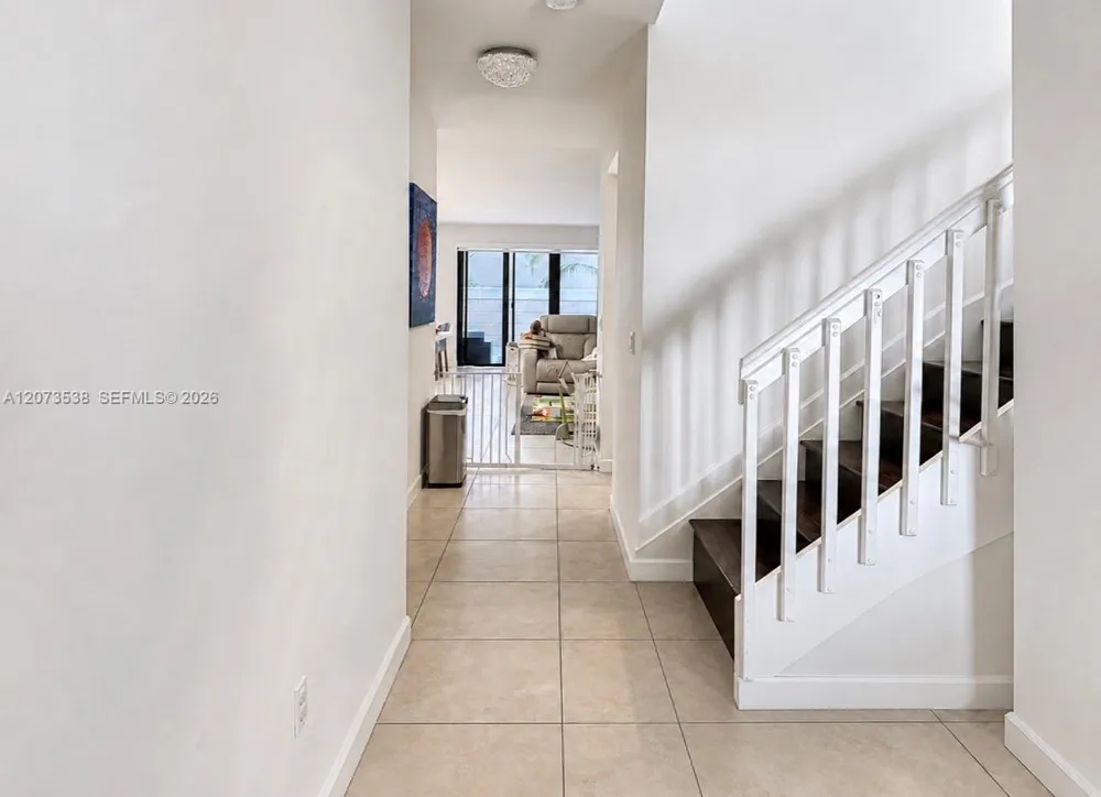 5930 NW 104th Path Doral, FL 33178