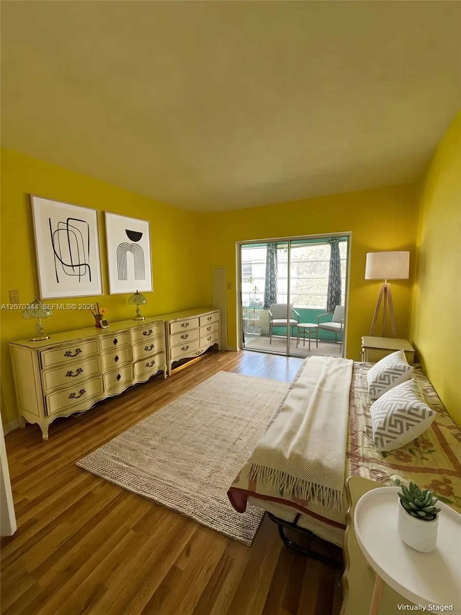 2304 Lake Osborne Dr #21 Lake Worth, FL 33461