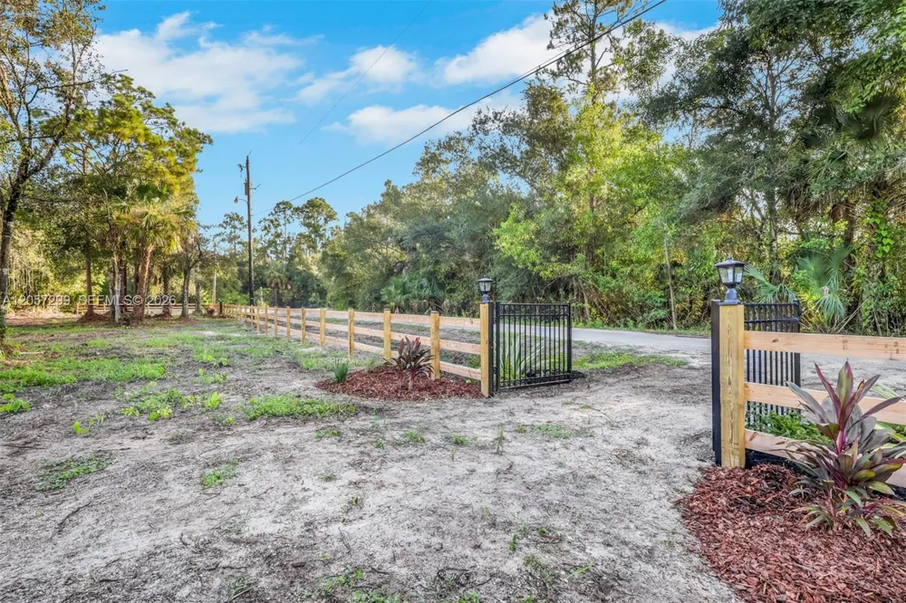 6700 Louella dr Fort Myers, FL 33905