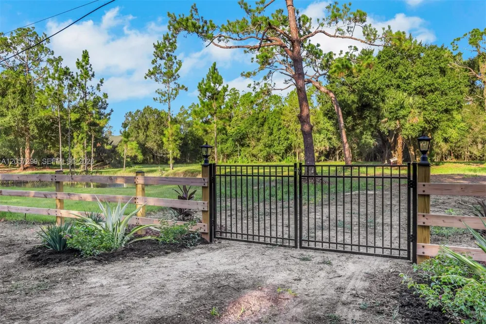6700 Louella dr Fort Myers, FL 33905