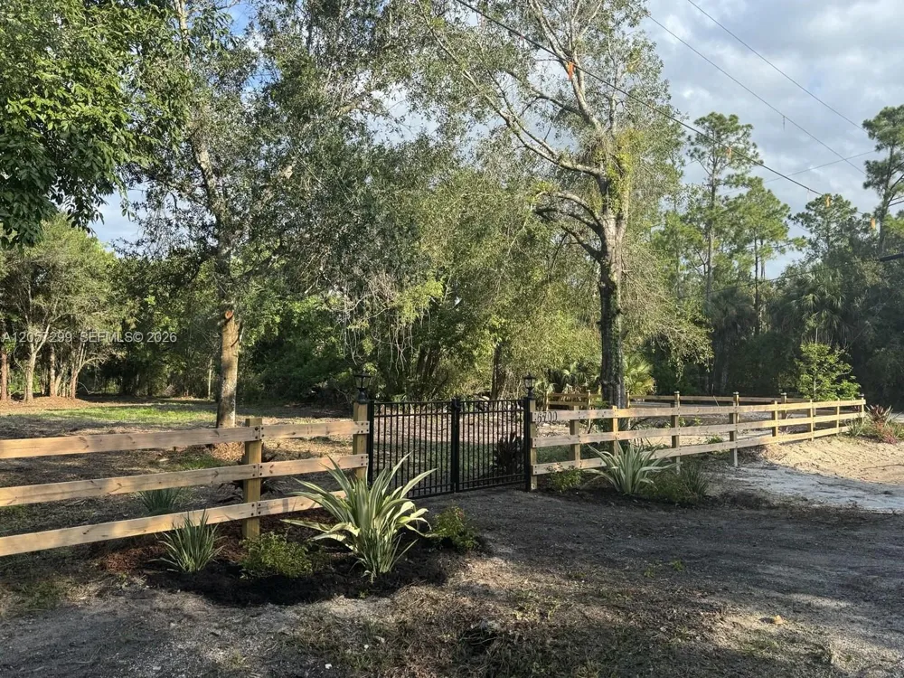 6700 Louella dr Fort Myers, FL 33905