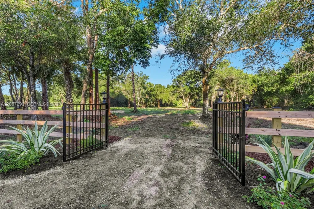6700 Louella dr Fort Myers, FL 33905