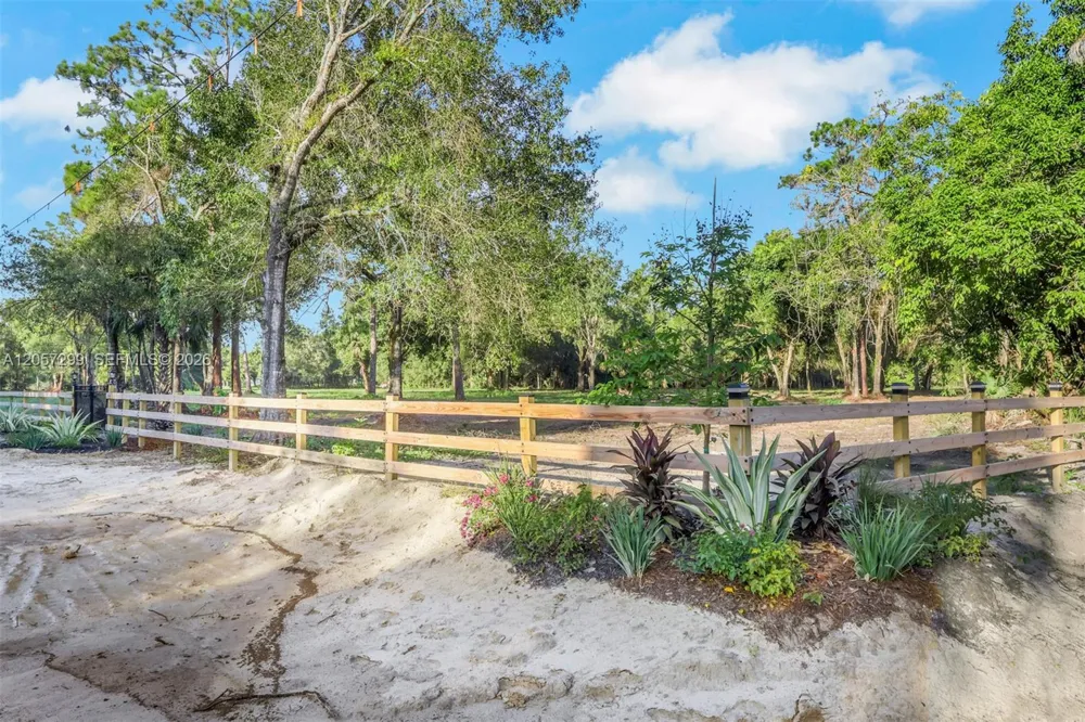 6700 Louella dr Fort Myers, FL 33905