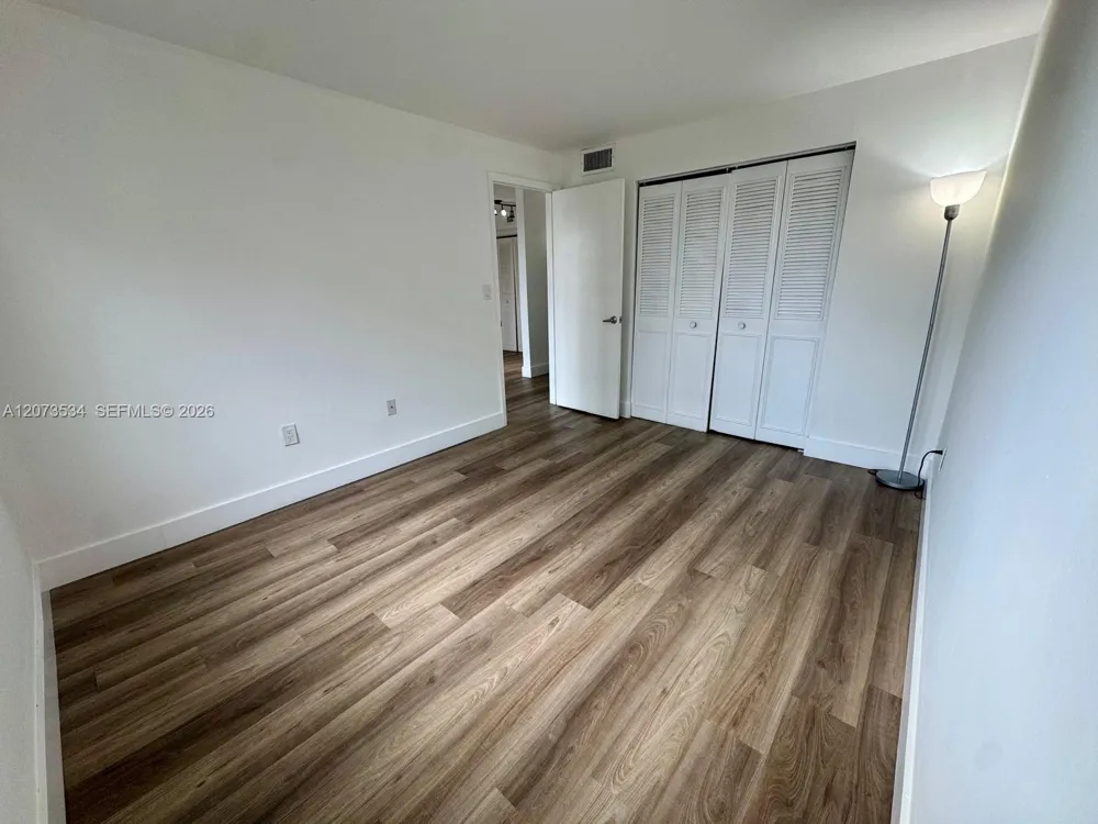 1720 NW N River Dr #408 Miami, FL 33125