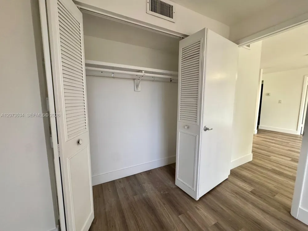 1720 NW N River Dr #408 Miami, FL 33125