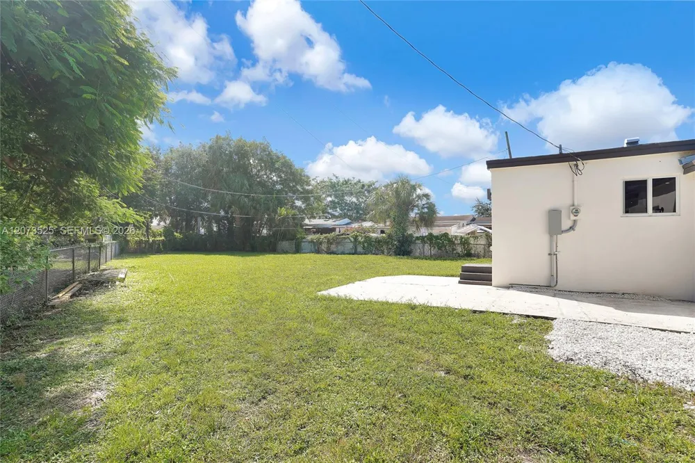657 Ahmad St Opa-Locka, FL 33054