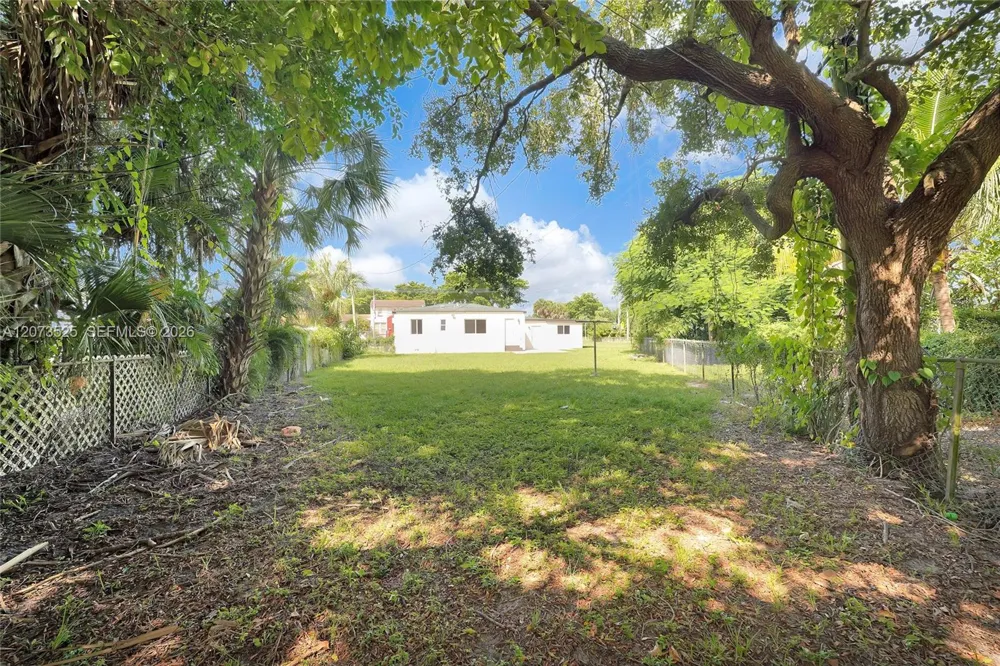 657 Ahmad St Opa-Locka, FL 33054