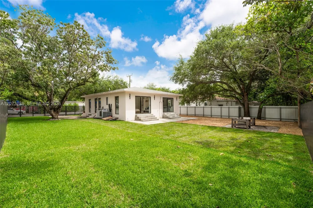5510 NW 1st Ave Miami, FL 33127