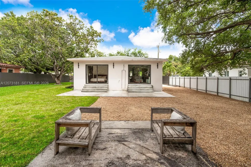 5510 NW 1st Ave Miami, FL 33127