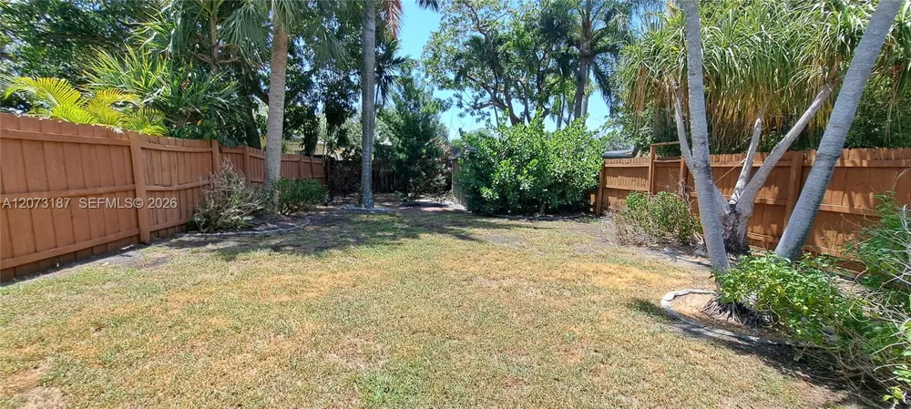 1644 NE 33rd St #B Oakland Park, FL 33334