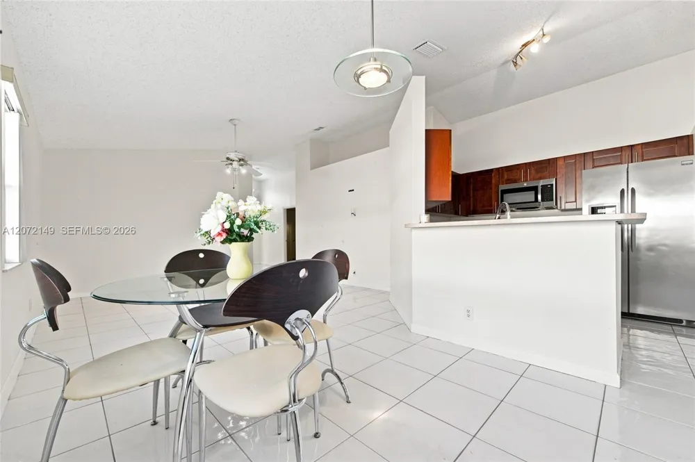 7336 Granada Way Margate, FL 33063
