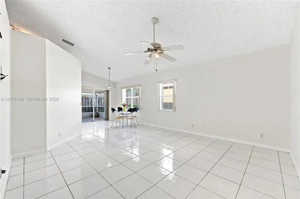 7336 Granada Way Margate, FL 33063