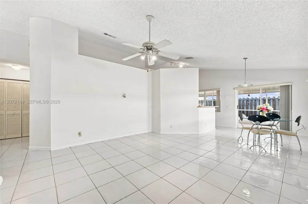 7336 Granada Way Margate, FL 33063