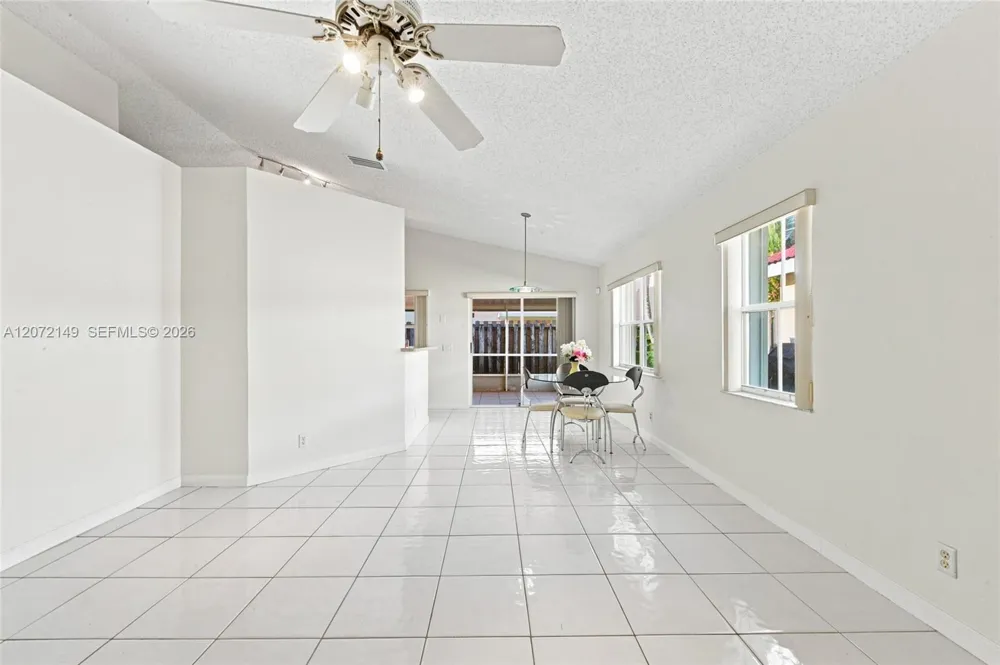 7336 Granada Way Margate, FL 33063