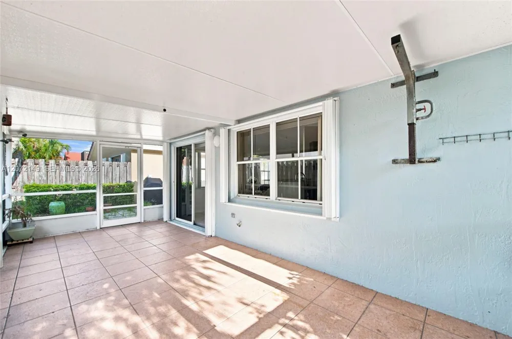 7336 Granada Way Margate, FL 33063