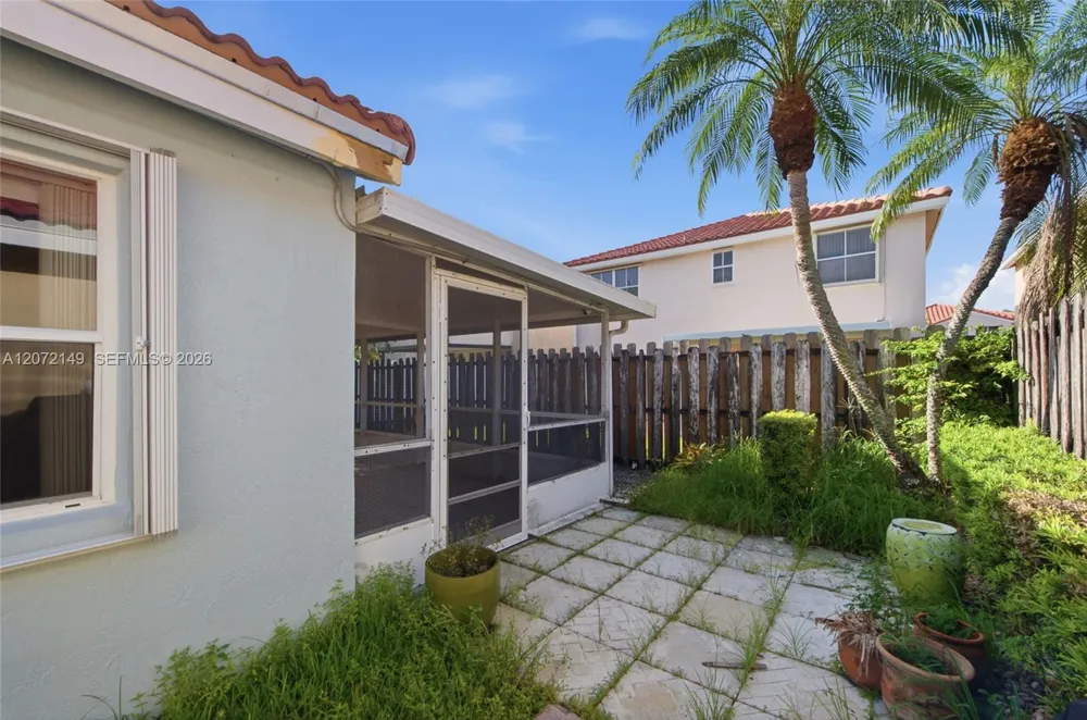 7336 Granada Way Margate, FL 33063