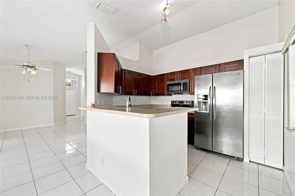 7336 Granada Way Margate, FL 33063