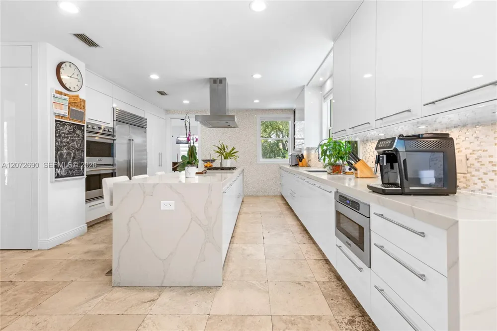 11050 Girasol Ave Coral Gables, FL 33156
